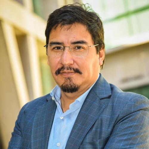 Gustavo Zurita Alarcón headshot